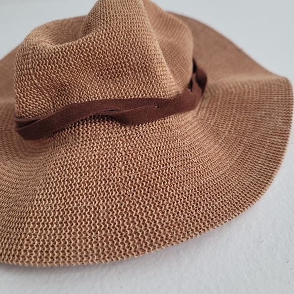 Wyeth Paper Straw Hat Floppy Neutral‎ Sun Summer Adult One Size